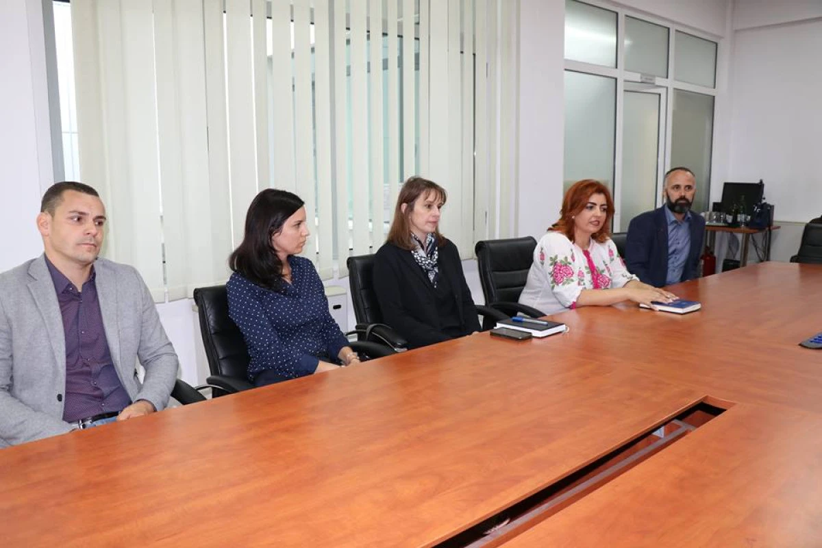 Parteneriat pentru curăţarea intrărilor în Arad, pe drumurile judeţene