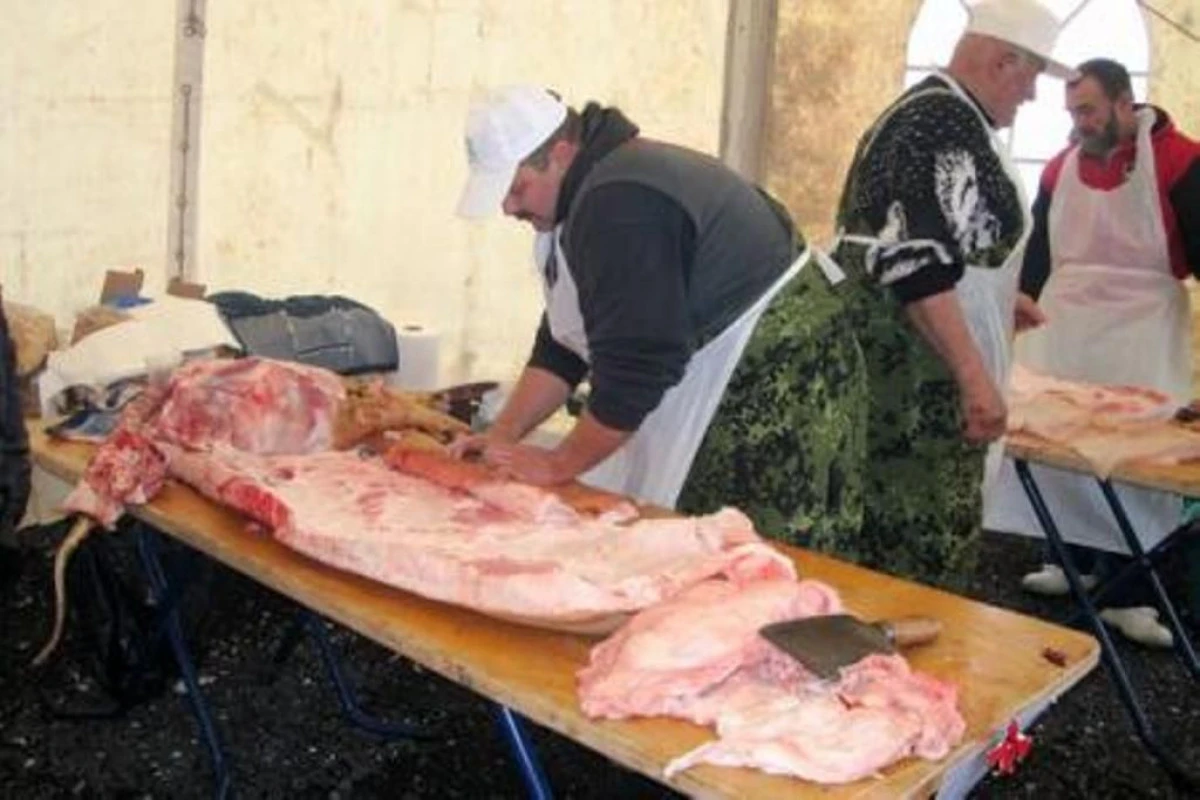 PATRONATELE DIN INDUSTRIA CARNII SOLICITA APLICAREA COTEI TVA DE 9% LA CARNE SI PREPARATE DIN CARNE IN 2015