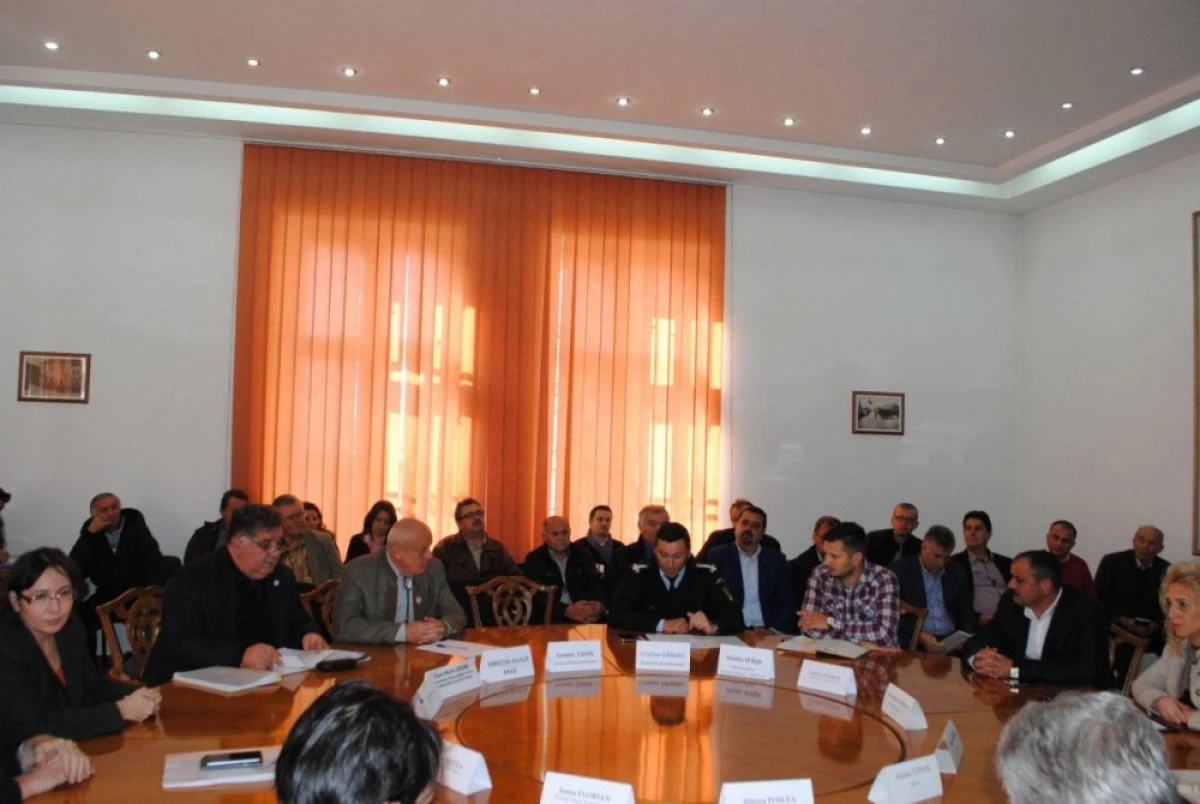 Patronatul sprijină primăriile în lupta cu cei de la ENEL