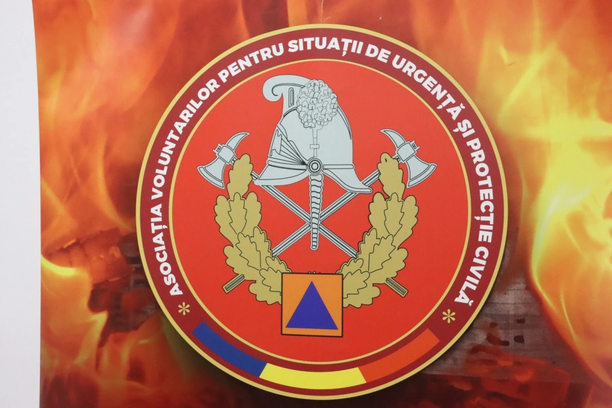 Pe traseul CJA - Teatru va avea loc „Parada Serviciilor Voluntare pentru Situații de Urgență”