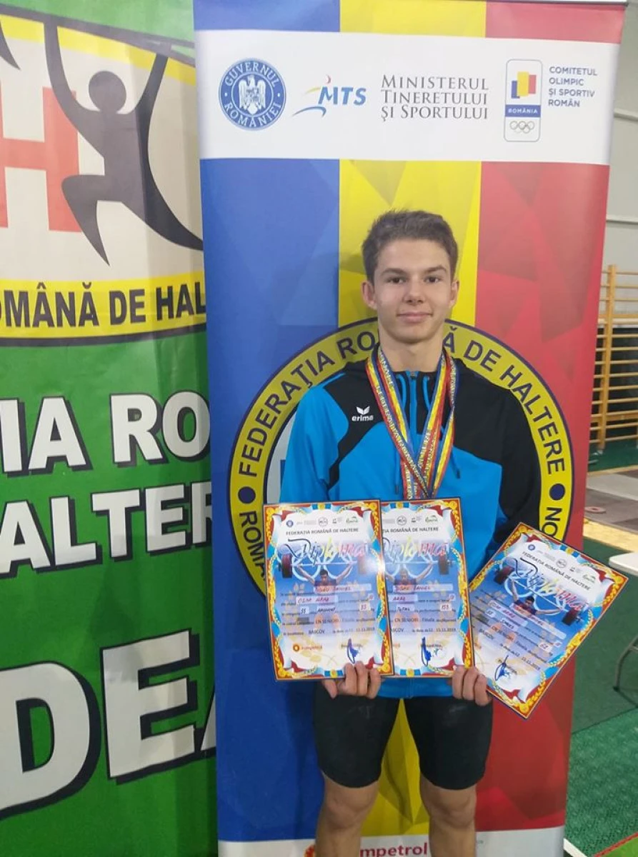 Pe urmele tatălui: Daniel Jigău, triplu medaliat naţional la seniori