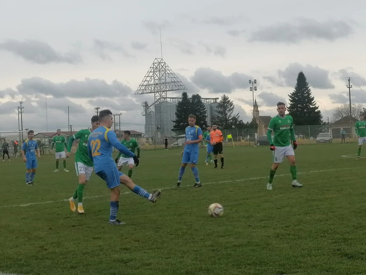 Pecica obține victoria pe care scrie play-off! Puncte în Liga a III-a și pentru Lipova și Cermei