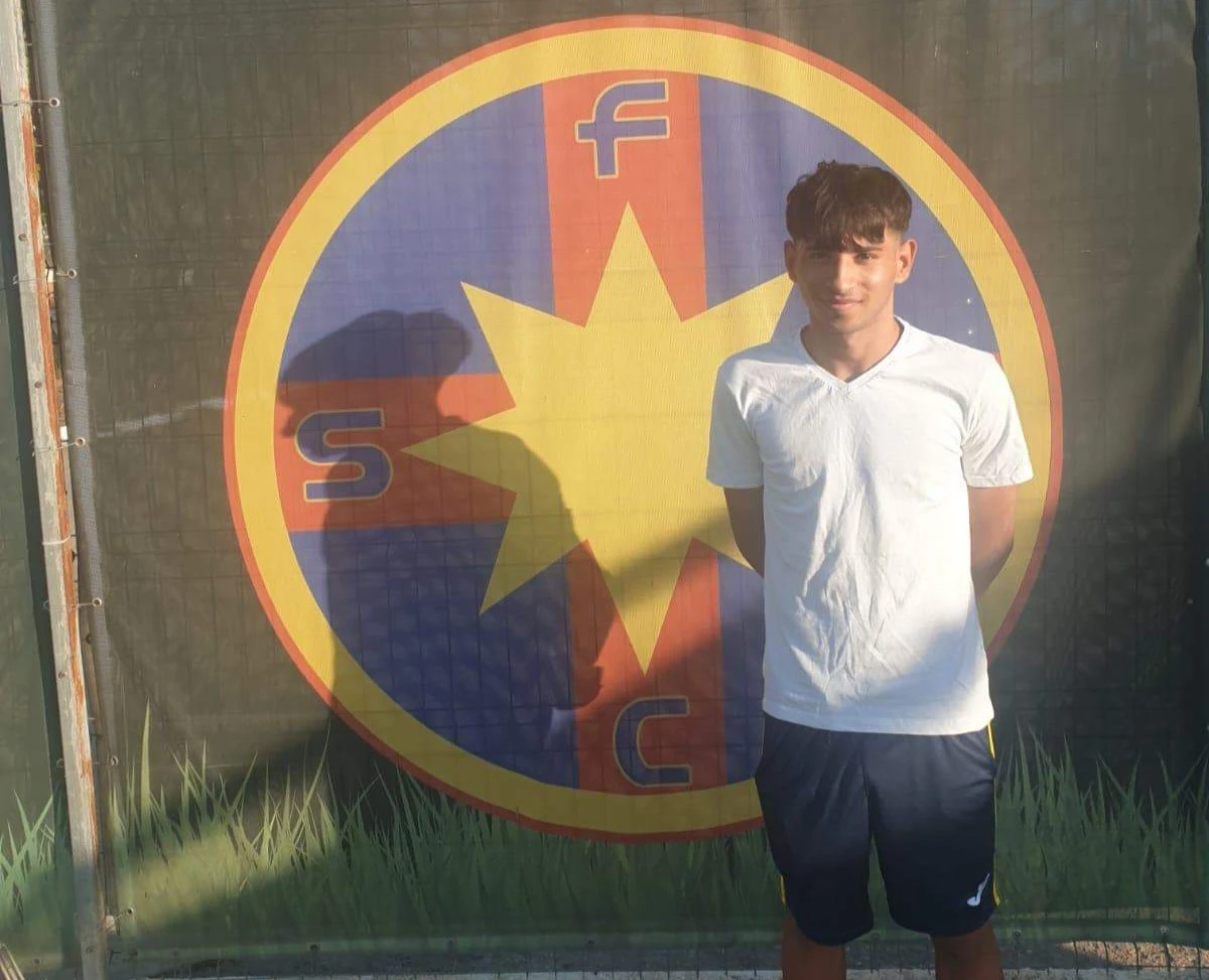 Pecicanul Vasilică Răchită este în probe la FCSB II