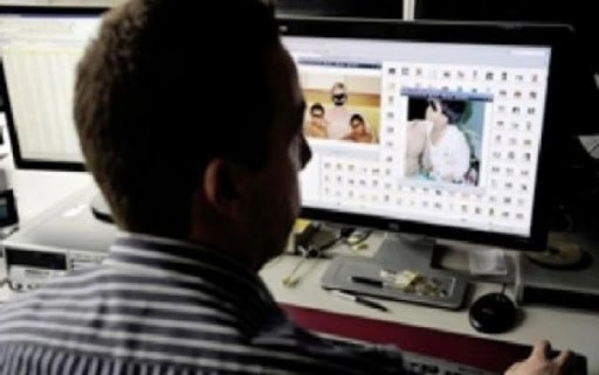 Pedofil, a pretins unei minore să îi trimită materiale pornografice