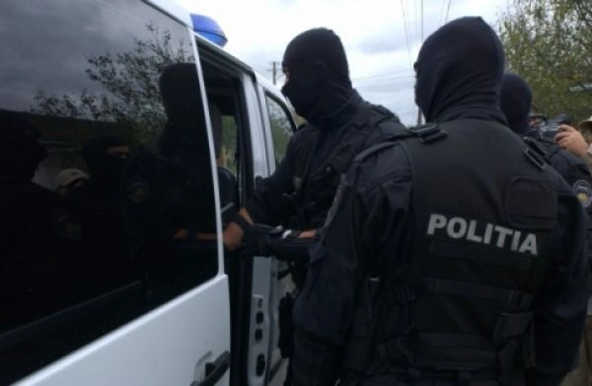 PERCHEZITII ALE DNA IN JUDETUL BRASOV INTR-UN DOSAR DE CORUPTIE