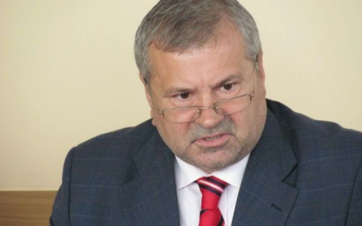 PERCHEZITII DNA LA CONSILIUL JUDETEAN BRAILA SI LA SEFUL INSTITUTIEI
