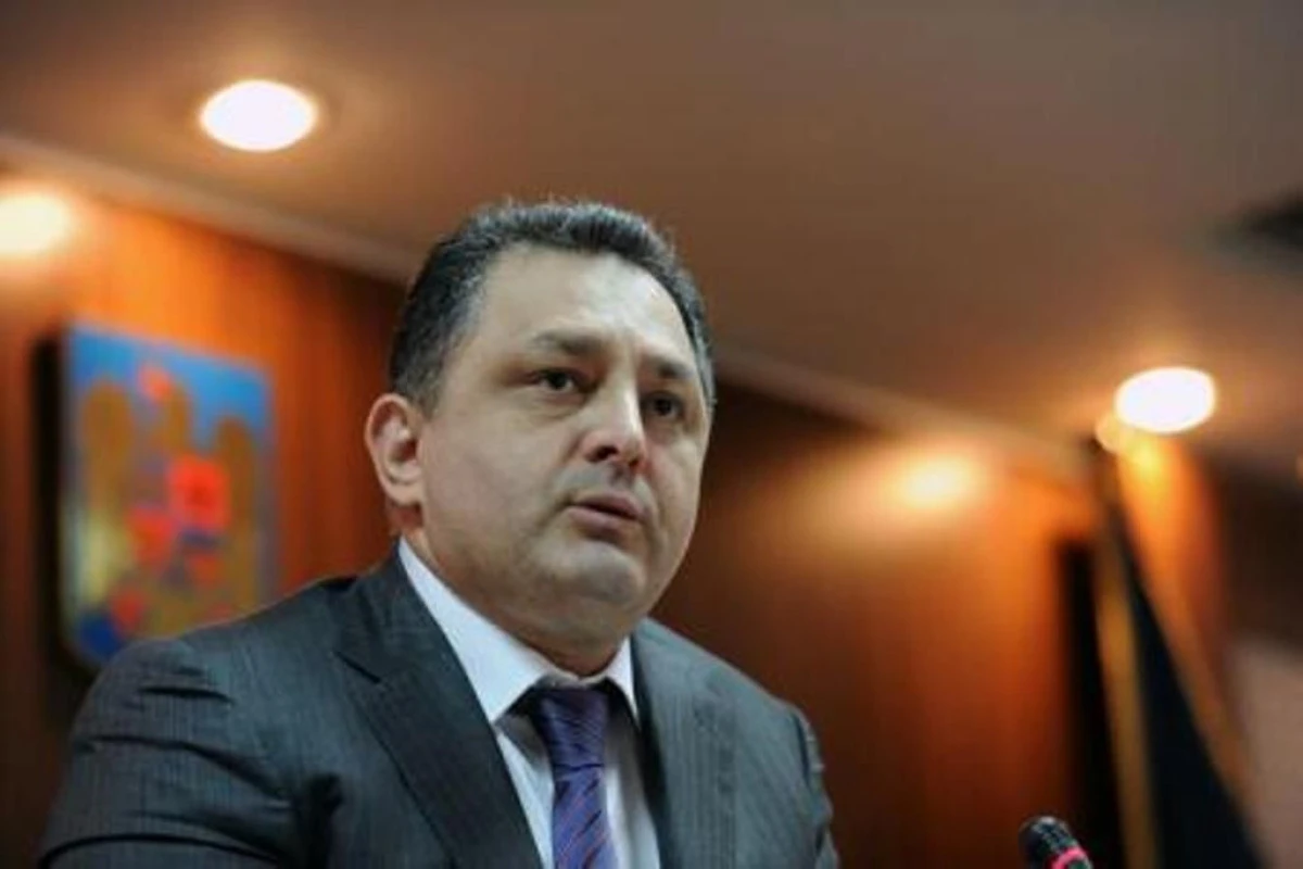 PERCHEZITII DNA LA LOCUINTA LUI MARIAN VANGHELIE SI LA PRIMARIA SECTORULUI 5