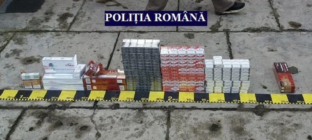 Percheziții în Lipova și Conop, la traficanții de țigări