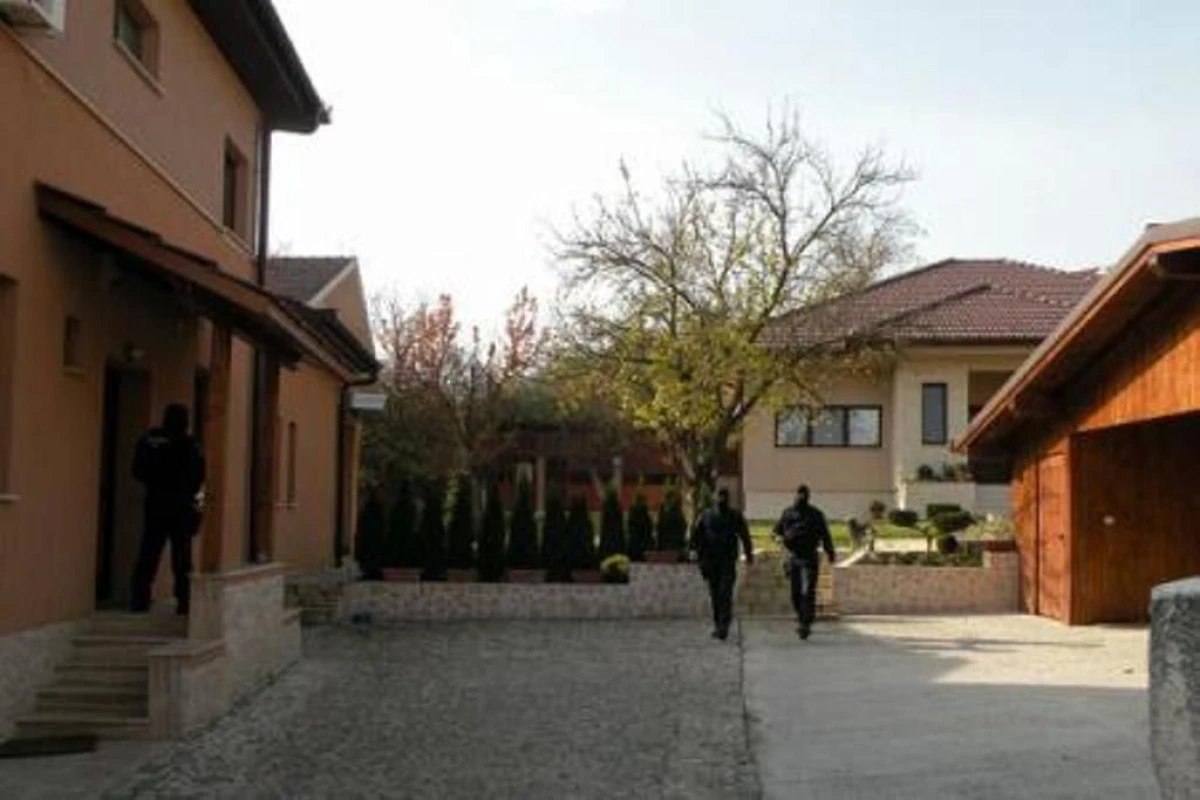 PERCHEZITII IN PATRU JUDETE LA PERSOANE CARE FALSIFICAU ACTE DE IDENTITATE