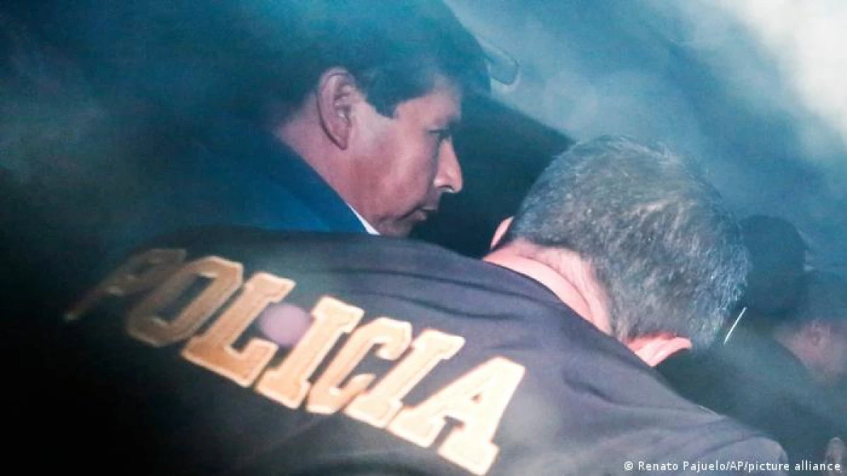 Peru: Fostul preşedinte Pedro Castillo rămâne în detenţie, manifestaţiile continuă