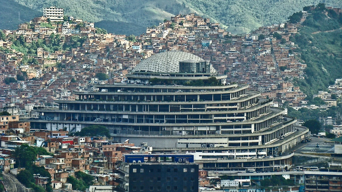 Peste 1.500 de deținuți politici din Venezuela cer amnistie după adoptarea noii legi