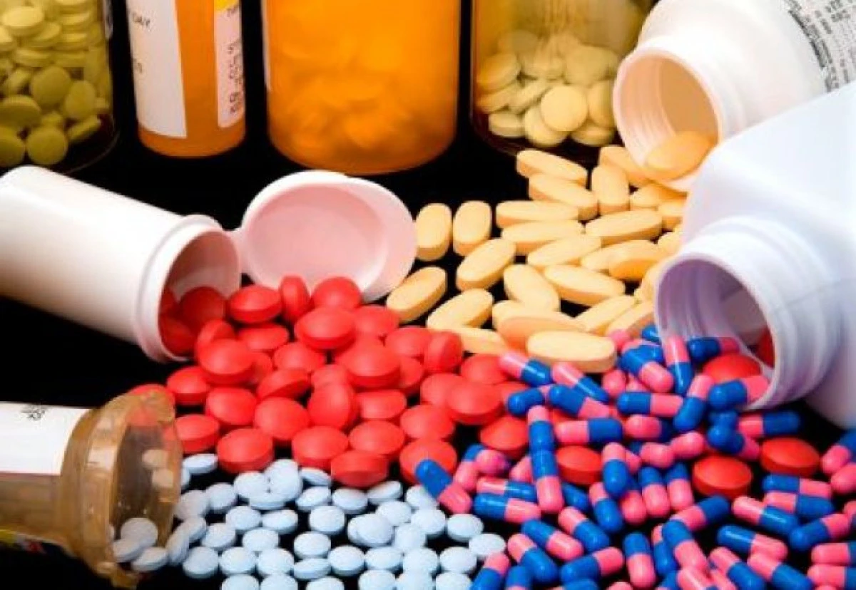 Peste 100 de kilograme de medicamente expirate, predate voluntar la centrul de colectare din Arad