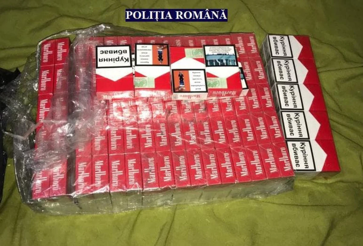 Peste 117.000 de țigarete, confiscate de polițiștii arădeni în urma unor percheziții