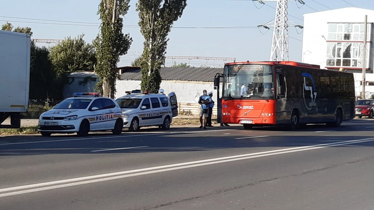 Peste 2.000 de arădeni legitimați pentru „comportamentul Covid“
