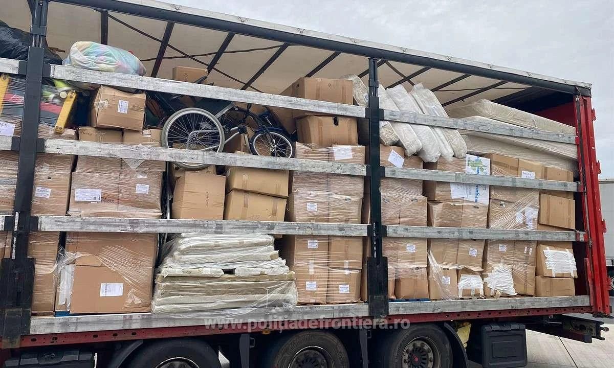 Peste 30 tone deşeuri, oprite la intrarea în țară