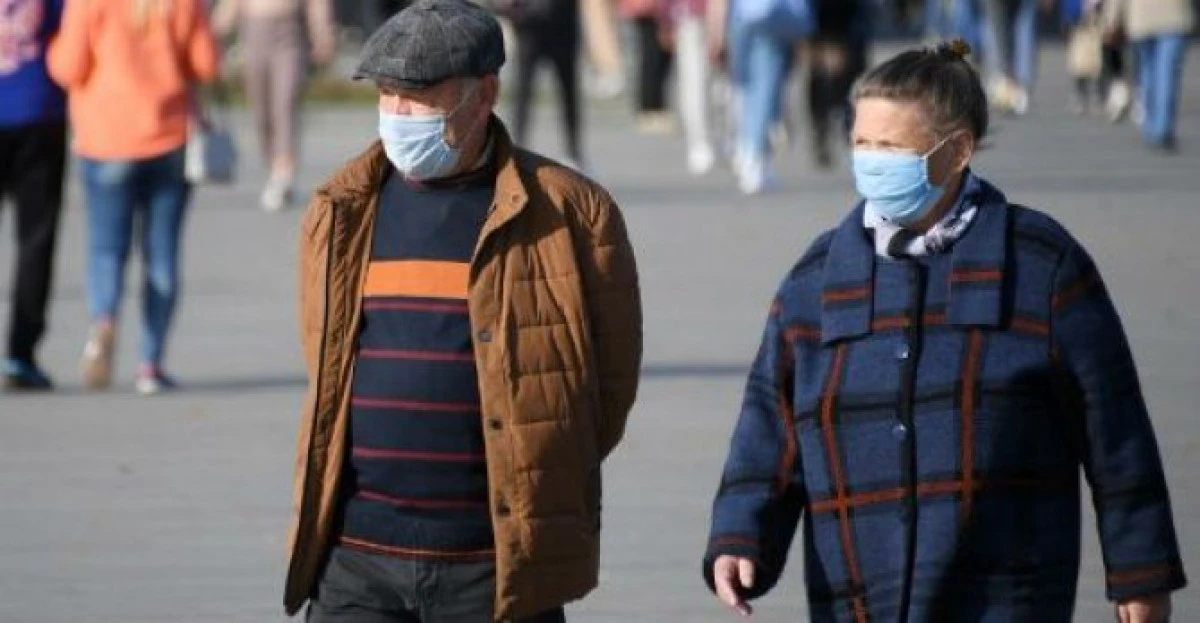 Peste 3000 de persoane legitimate, pentru nepurtarea măştii