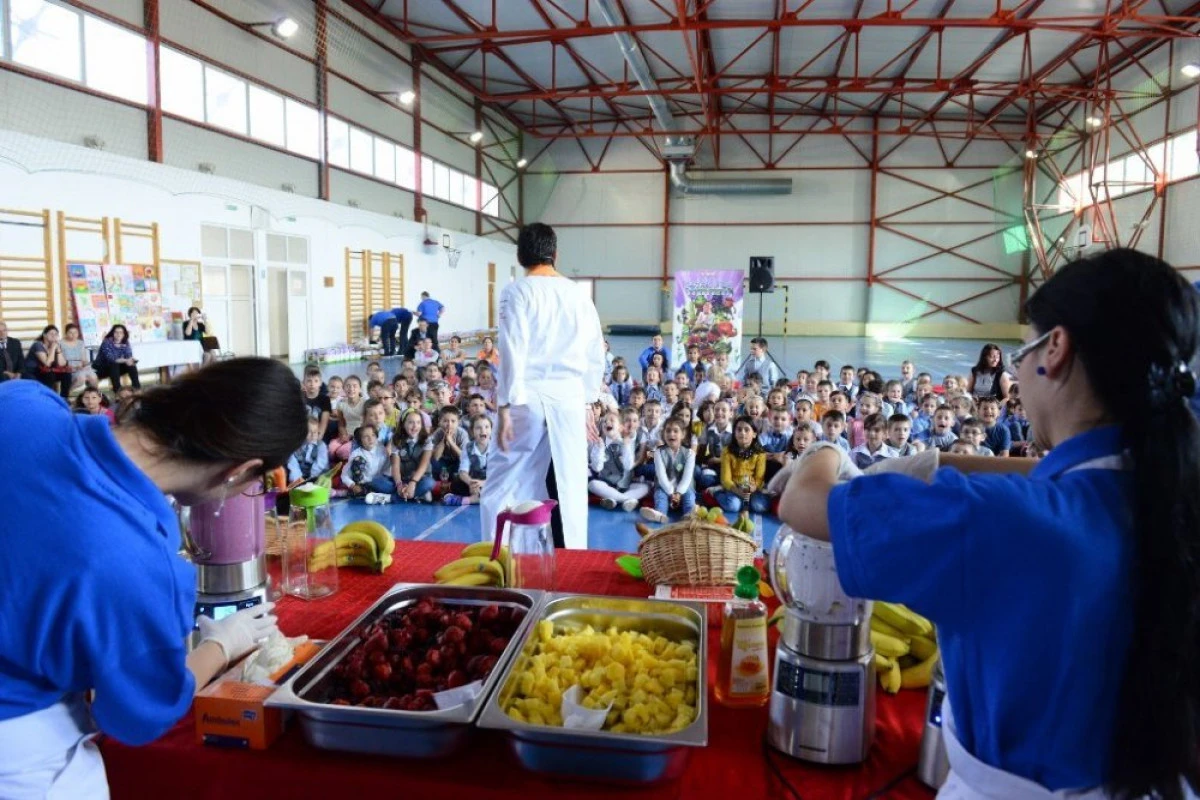 Peste 500 de elevi arădeni învață despre nutriție prin programul Selgros "Sănătatea începe din farfurie"  