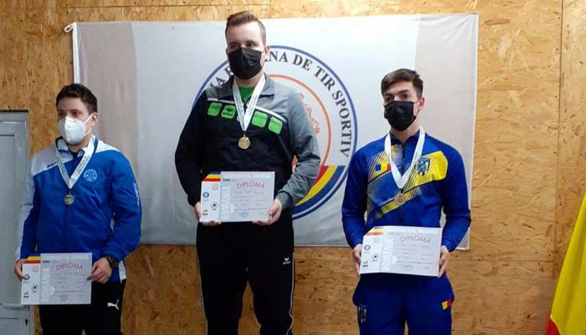 Pistolarii arădeni au început tare noul sezon intern: Luca Joldea, autoritar la juniori!