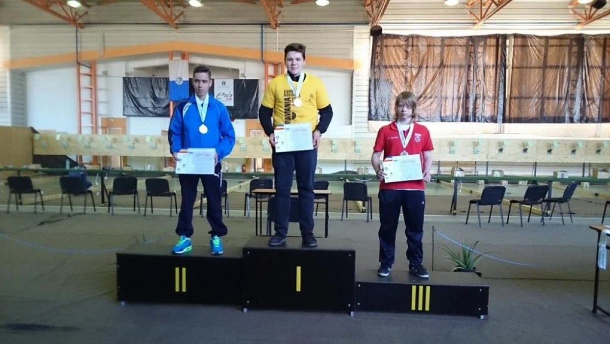 PISTOLARUL ARADEAN CASIAN CODREAN, RECORDMEN NATIONAL DUPA SUSPENDARE!