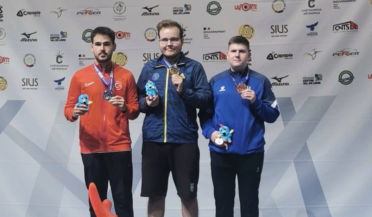 Pistolarul arădean Luca Joldea este campion european de juniori!
