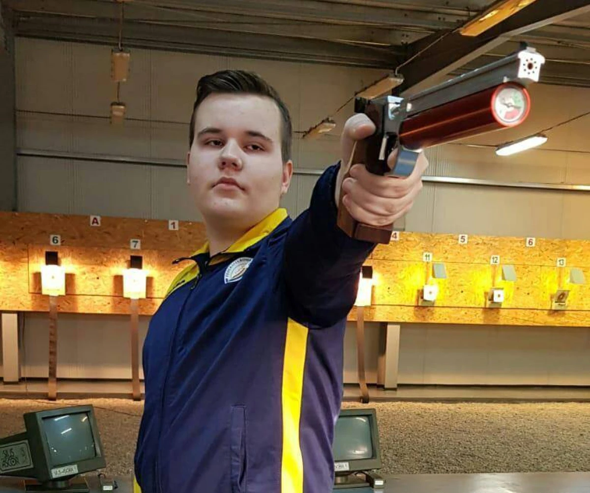 Pistolarul recordmen Luca Joldea, aproape de finală la Europenele din Croaţia