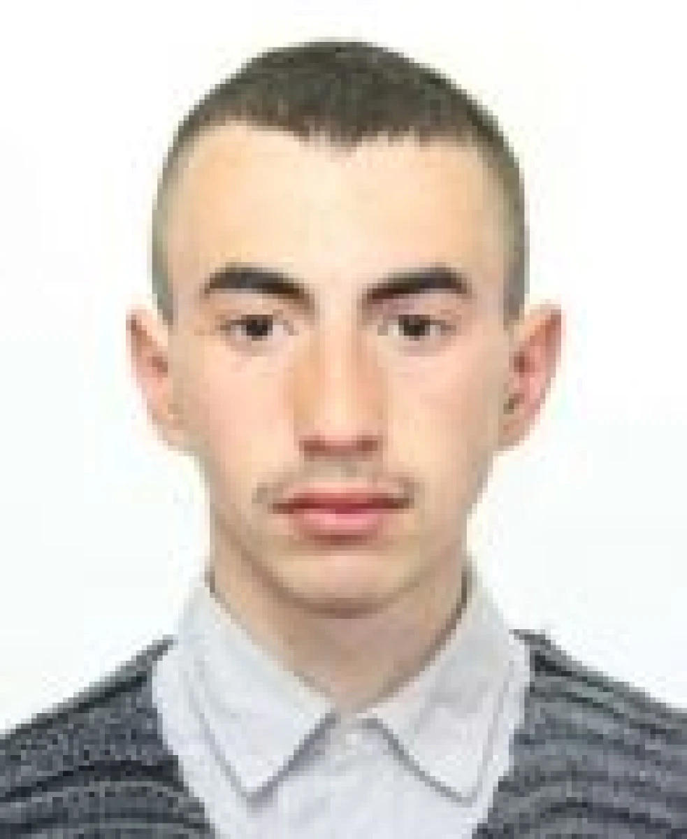 Plecat de acasă de anul trecut. Tânărul este din Zărand