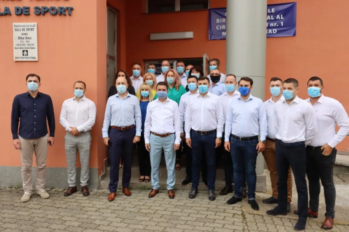 PNL Arad a depus dosarele candidaților pentru Consiliul Local Municipal