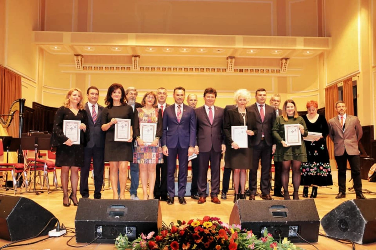 PNL Arad e noul PCR. „Cine nu e cu noi e împotriva noastră“