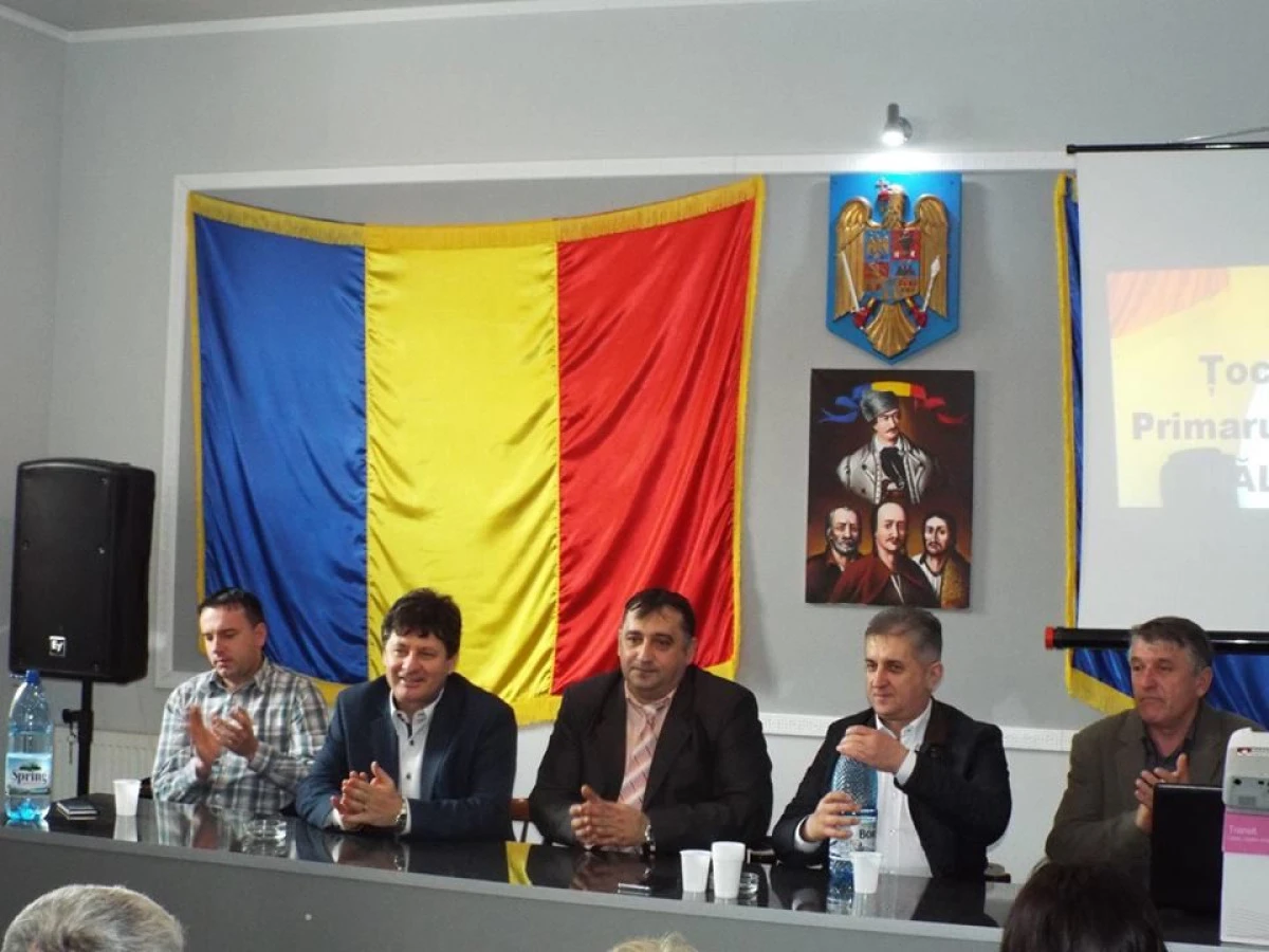 PNL FACE SEDINTE DE PARTID CU ANGAJATII DIN PRIMARII, CA PE VREMEA LUI CEAUSESCU