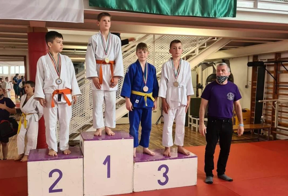 Podium pe tatami pentru doi judoka arădeni, la Budapest Kupa