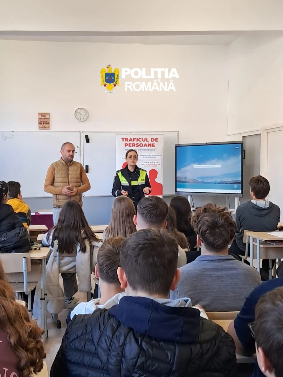Polițiștii arădeni au desfășurat acțiuni de prevenire a traficului de persoane