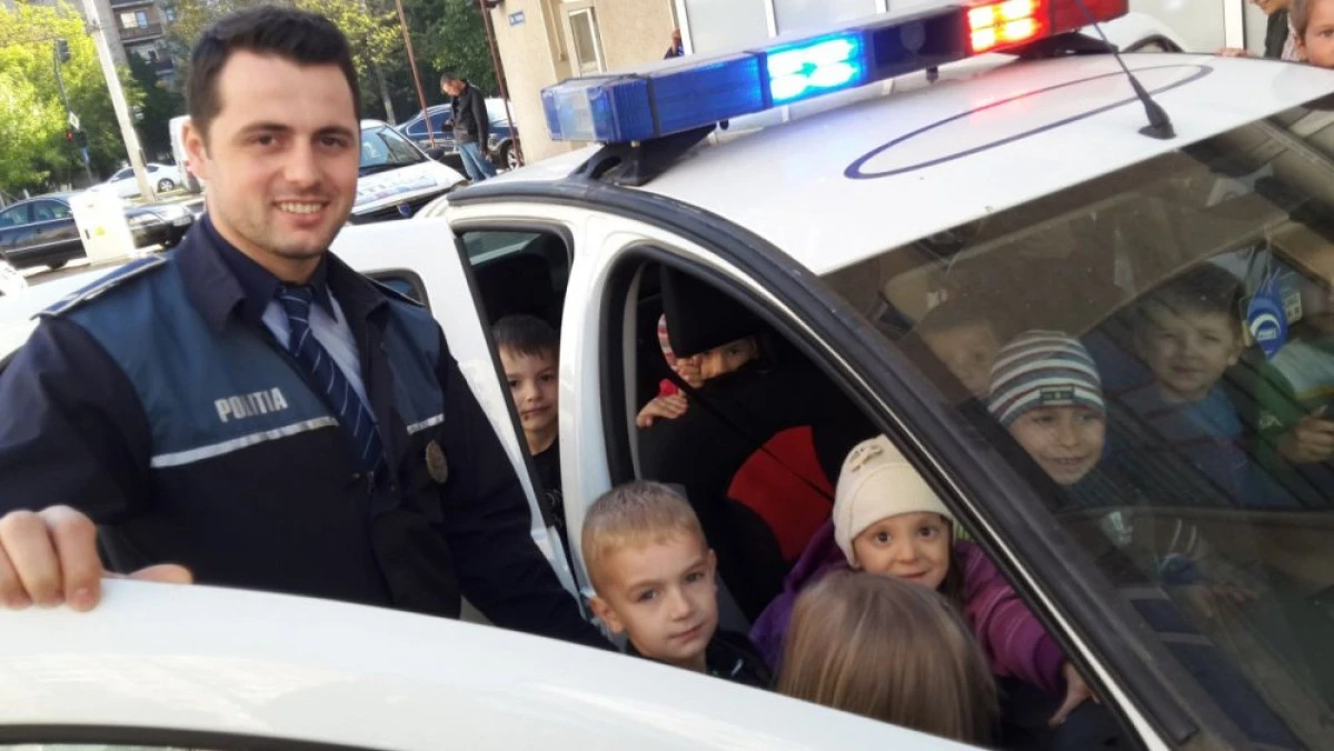 POLIȚIȘTII ARĂDENI AU DESFĂȘURAT ACȚIUNI SUB EGIDA „ȘCOALA ALTFEL“
