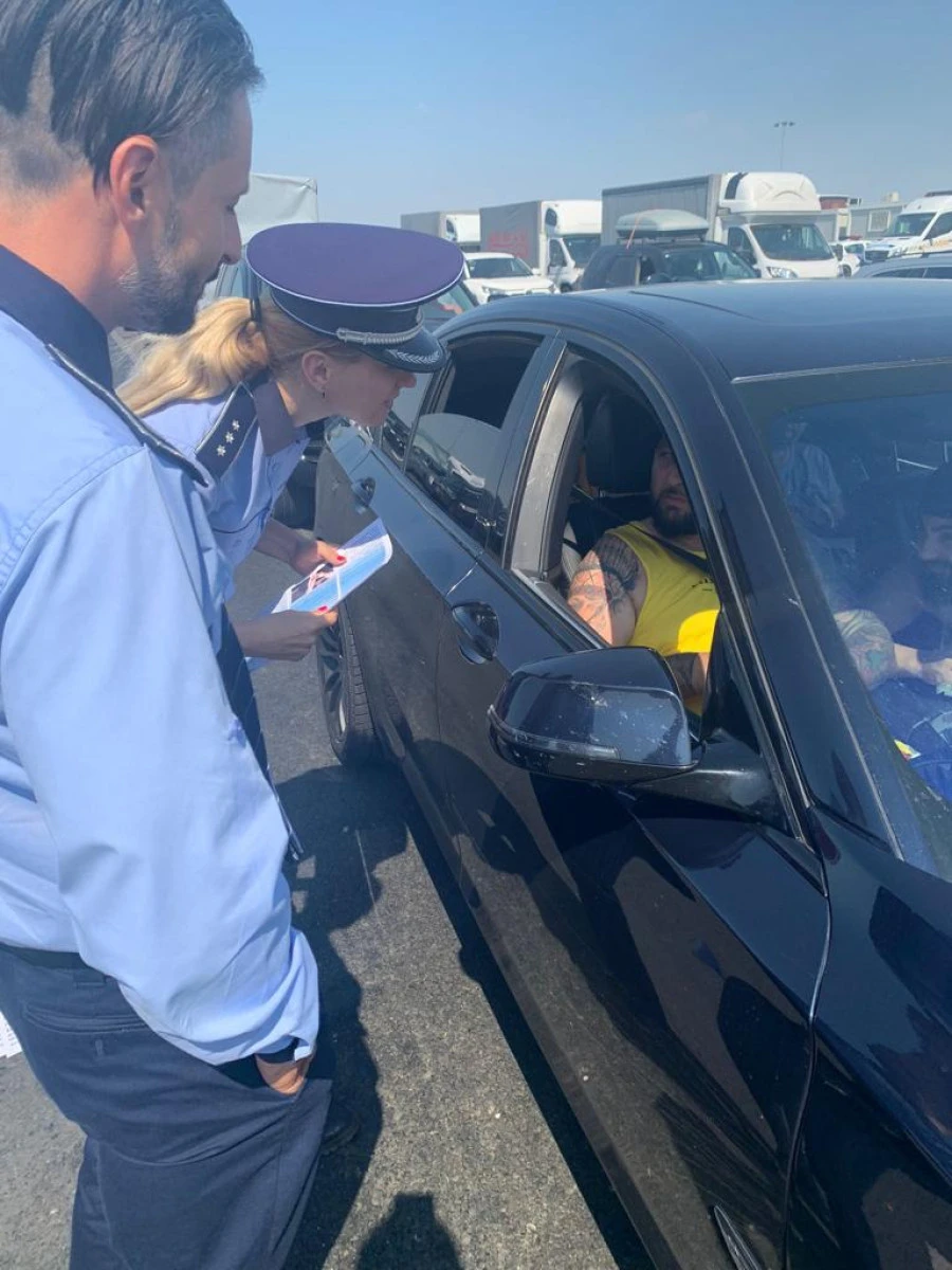 Polițiștii au intensificat acțiunile de prevenire a consumului de droguri în vămi