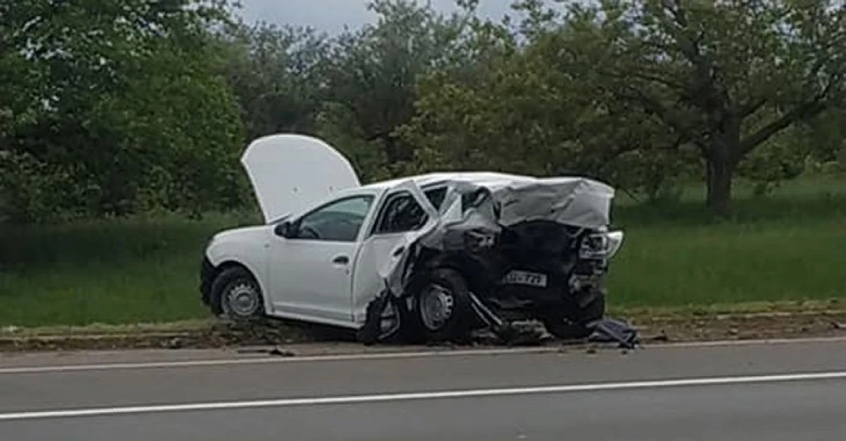 Polițiștii din Sebiș anchetează un bărbat din Buteni care a făcut accident în Moneasa