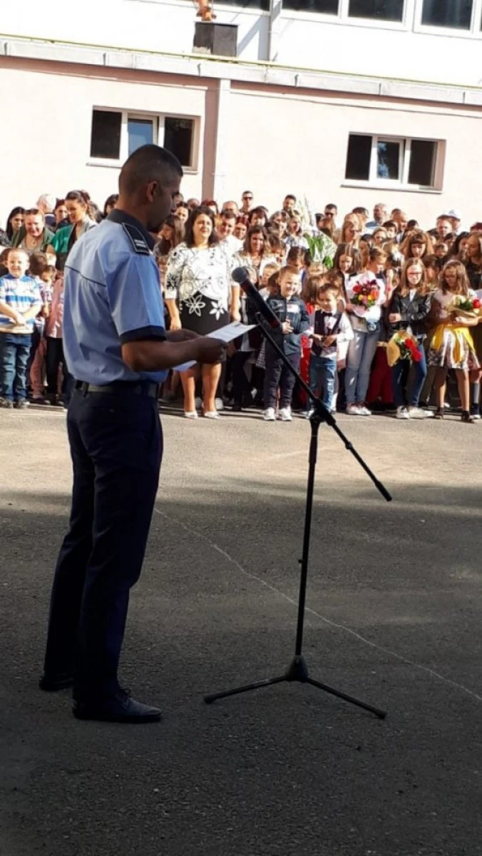 Polițiștii IPJ Arad, prezenți la deschiderea anului școlar 2018-2019