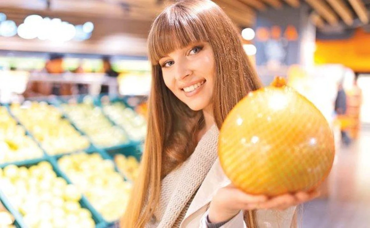Pomelo, fructul care te menține tânăr