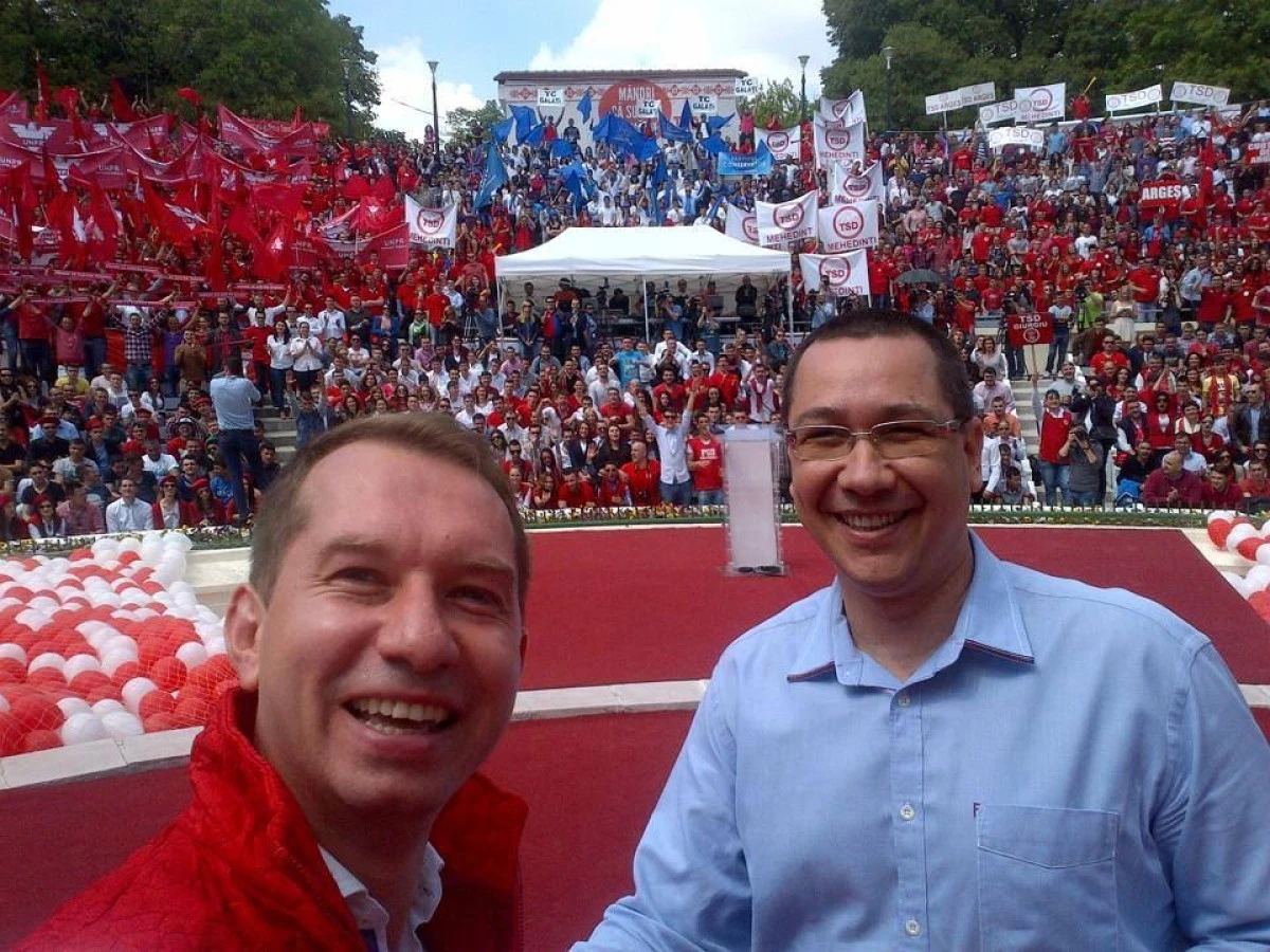 PONTA: "BATALIA «SELFIE»-URILOR! UDREA L-A ALES PE BASE, EU PE MIHAI STURZU SI 5000 DE TINERI"