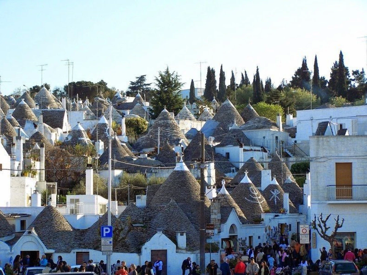Povestea din spatele caselor Trulli