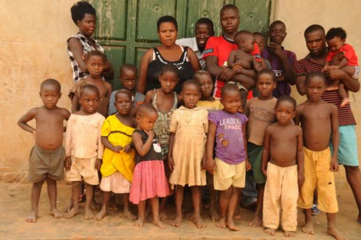 Poză de familie: 38 de copii, la doar 37de ani