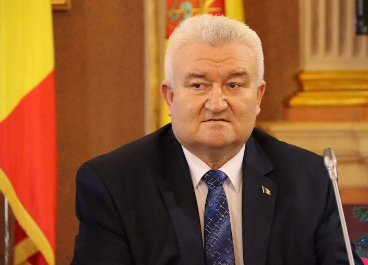 Prefectul Aradului, infectat cu Covid