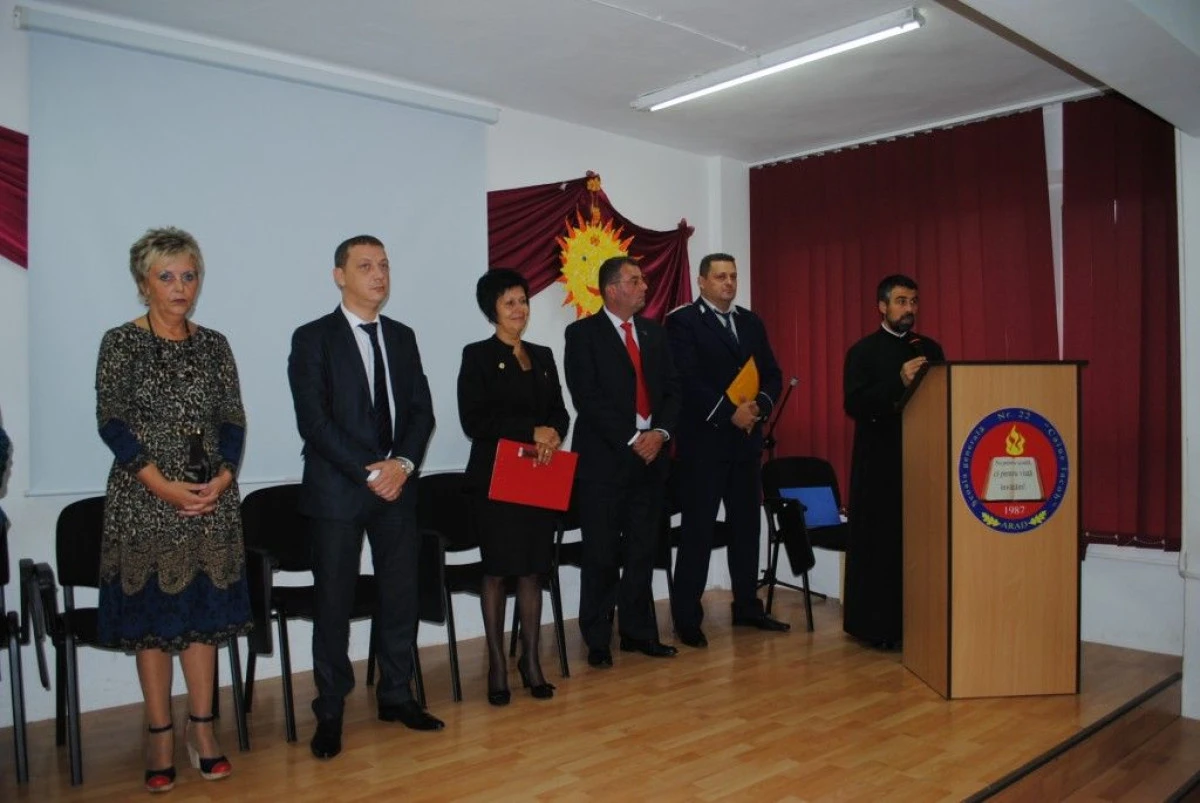 PREFECTUL COSMIN PRIBAC: "FIECARE SUNTEM CUPRINSI ASTAZI DE EMOTIA UNUI NOU INCEPUT DE DRUM"
