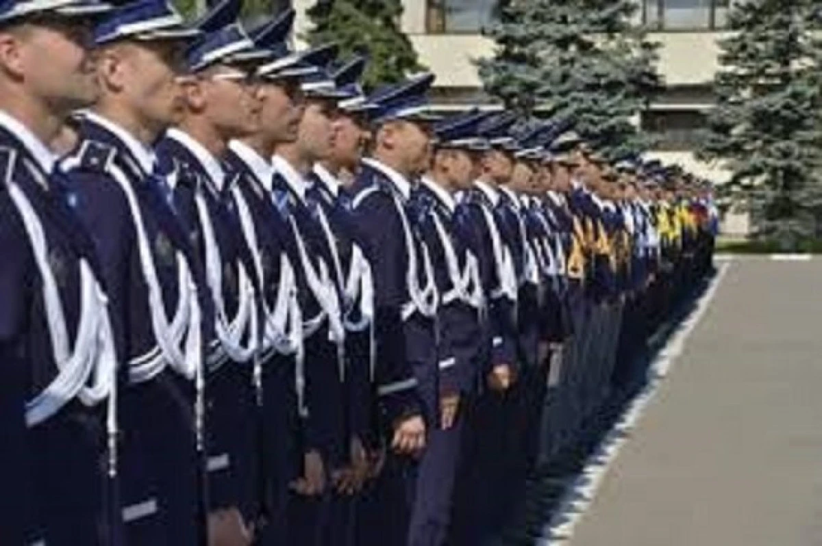 Premieră în MAI: școlile de agenți și subofițeri organizează admitere în ianuarie 2018 pentru 2.880 de locuri