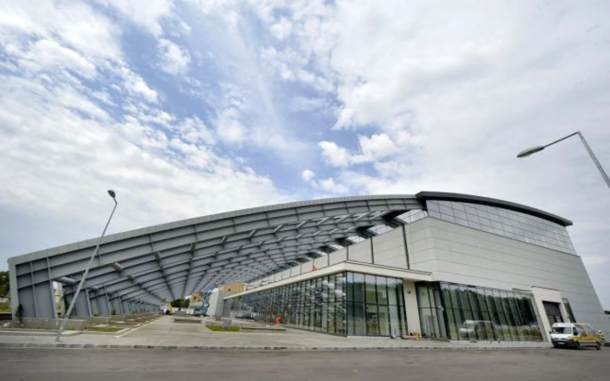 Premieră mondială! Laserul de la Măgurele a atins 10 PetaWatts