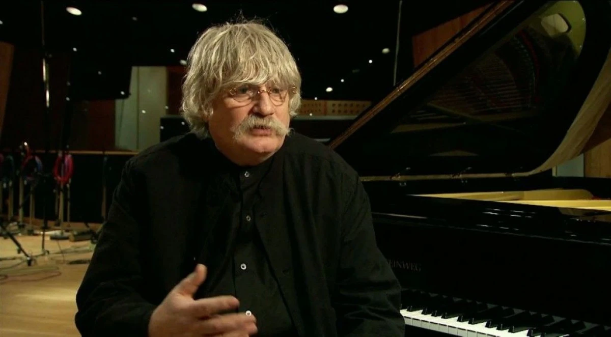 PREMIERA ROMANEASCA A REQUIEMULUI LA FILARMONICA DE STAT ARAD