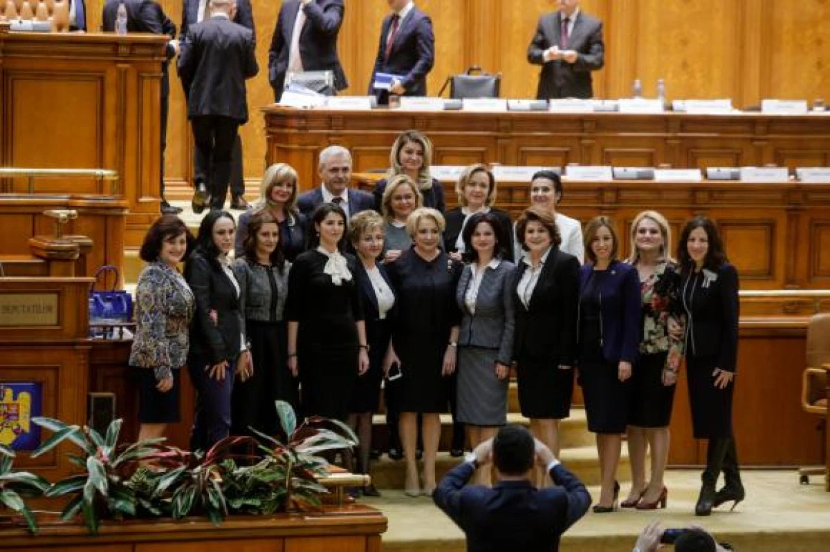 Premierul și miniștrii renunță la SPP