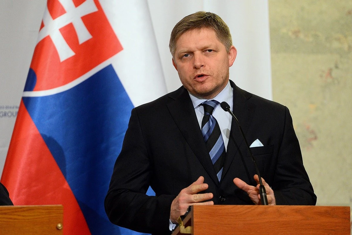 Premierul slovac Robert Fico a fost externat la domiciliu