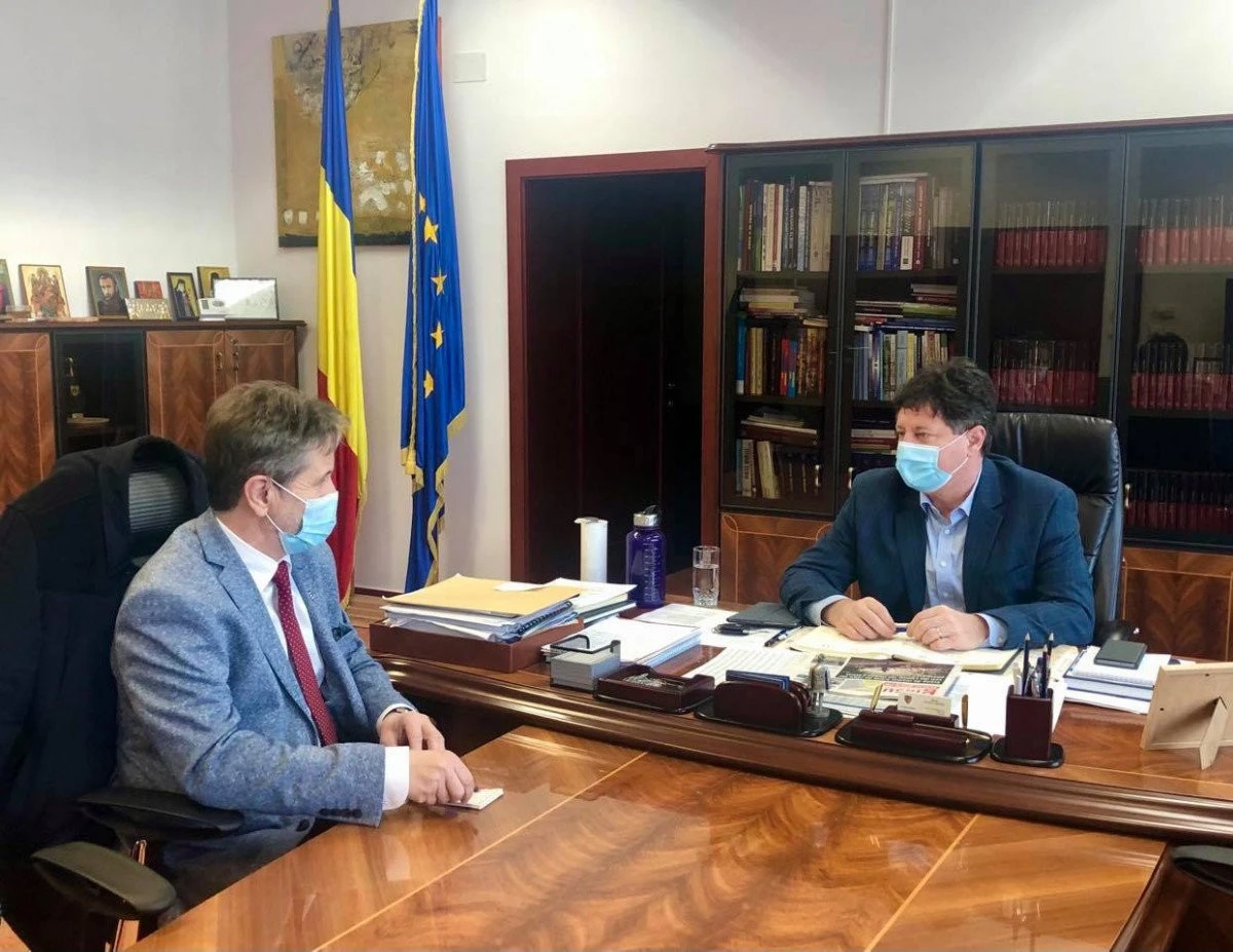 Președintele CJA și directorul DRDP Timișoara au discutat situația pasajului CFR din Micălaca