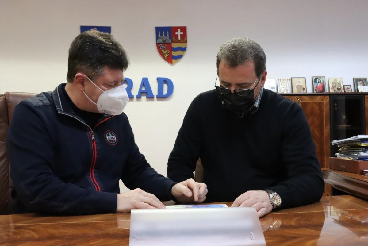 Președintele Iustin Cionca și primarul Ioan Vodicean au avut o întâlnire pentru a discuta proiectele de dezvoltare a comunei Săvârșin