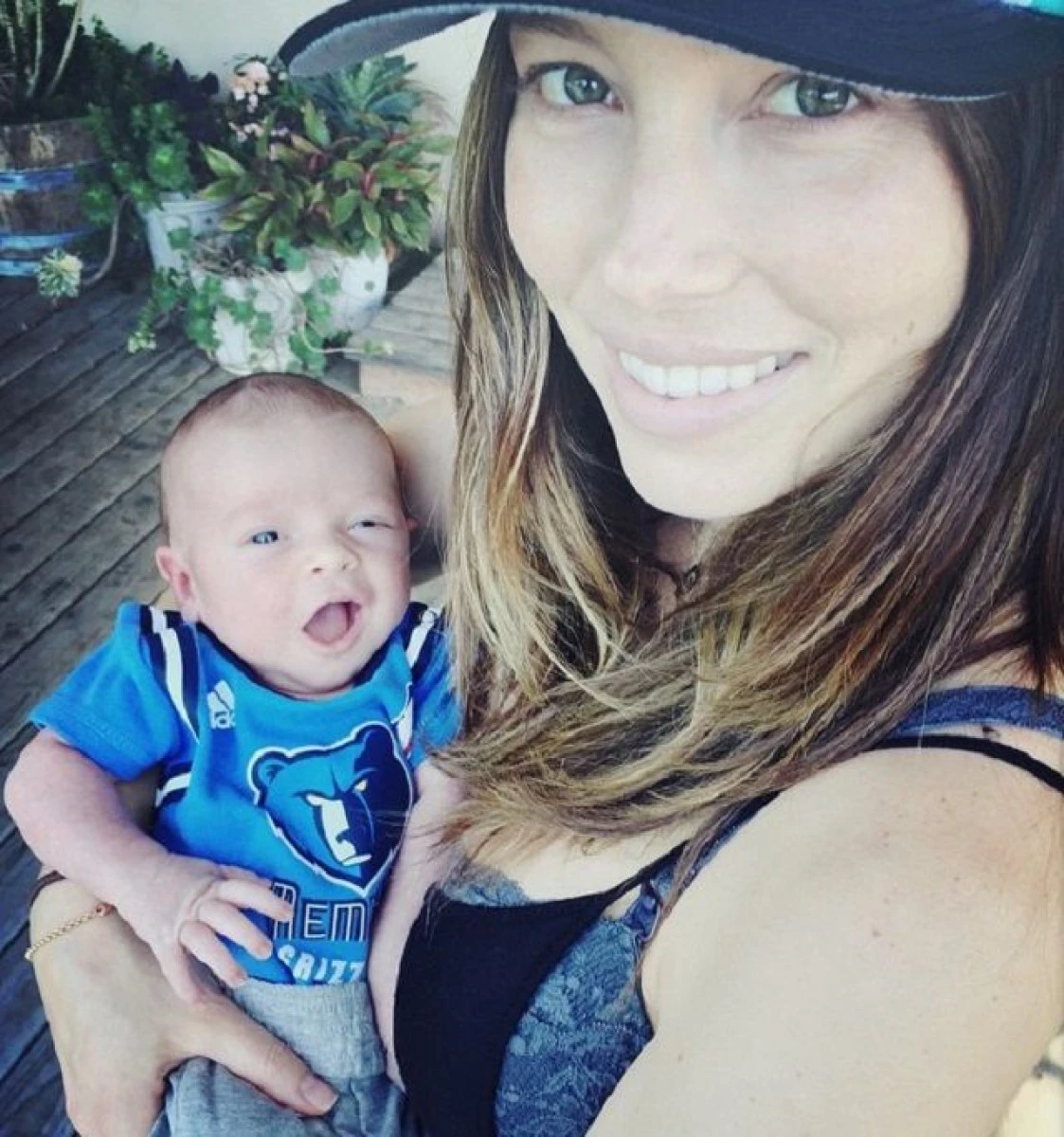 PRIMA IMAGINE CU BAIETELUL LUI JUSTIN TIMBERLAKE!