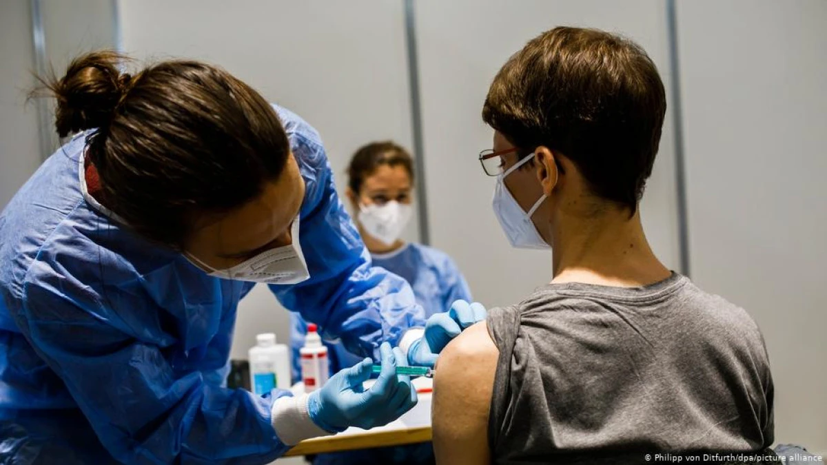 Primăria Arad caută personal medical pentru centrele de vaccinare